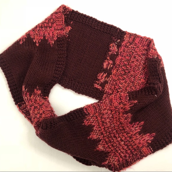 Mossimo Supply Co. Chunky Knit Infinity Scarf - Picture 2 of 5